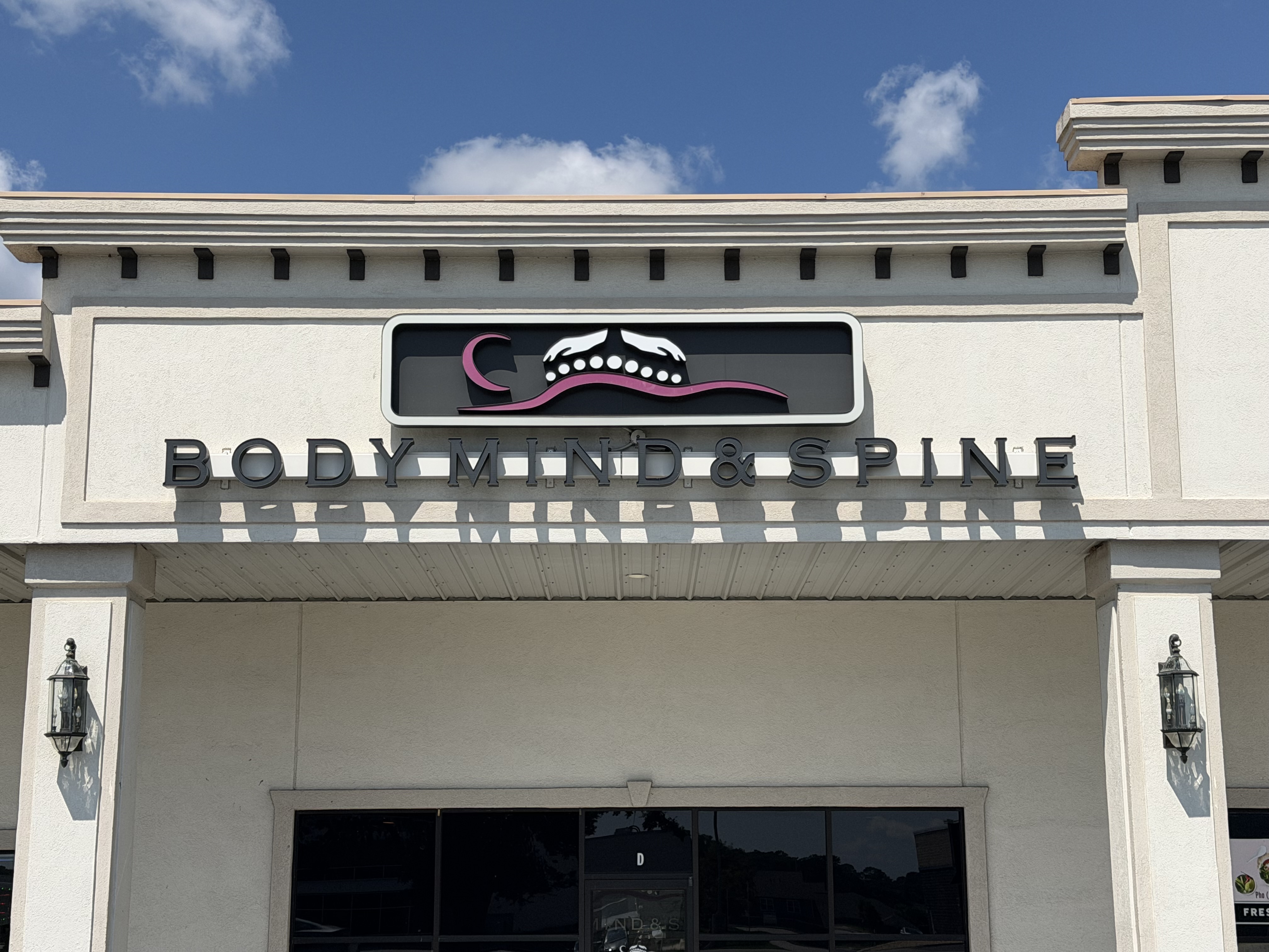 Body Mind & Spine storefront in Mobile, AL